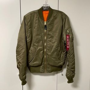 MA-1 Slim Fit Bomber ALPHA INDUSTRIES
